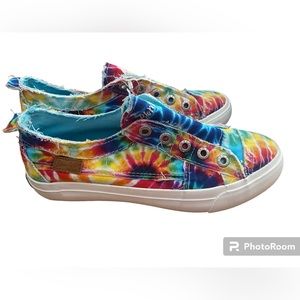 NWOT Blowfish Slip On sz8 NO BOX